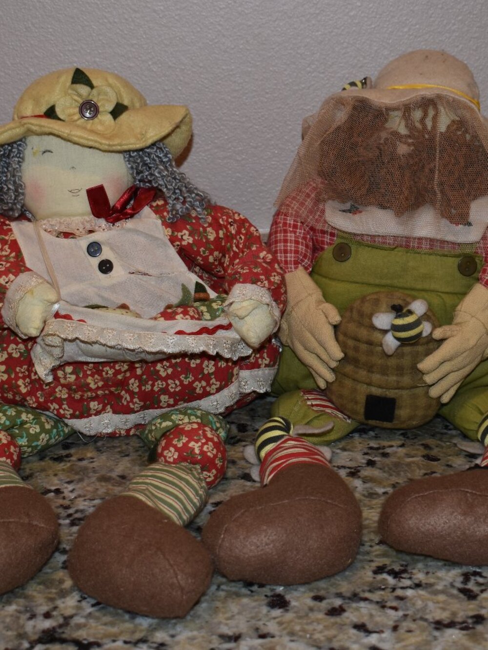 Very Cute Cracker Barrel Stuffed Beekeeper & Friend by Susan Winget